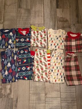 Hanna Andersson Organic Holiday  Pajama Bundle